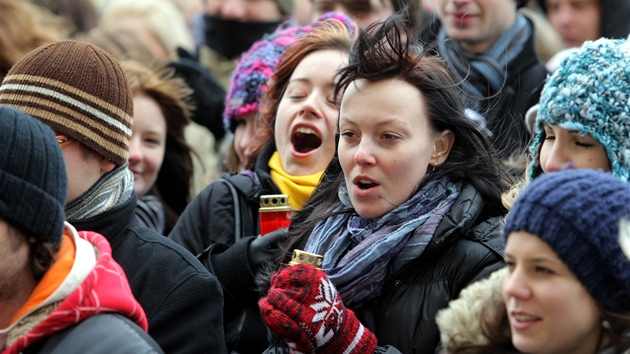 Úastníci protestního shromádní student plzeských práv.