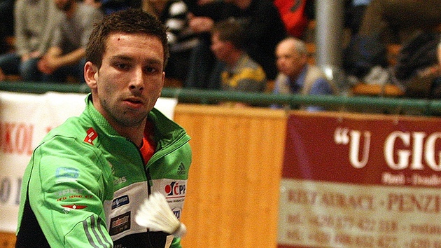 Petr Koukal během mistrovství republiky v badmintonu. Petr Koukal během mistrovství republiky v badmintonu.