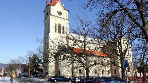 Kostel Sv. Anny ve Velk Hlesebi.