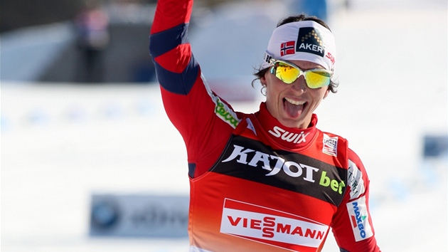 VTZN GRIMASA. Zvod na patnct kilometr klasicky vyhrla v Novm Mst norsk bkyn na lych Marit Bjrgenov.