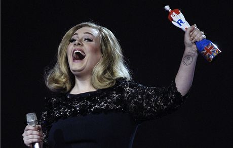 Brit Awards 2012: Adele