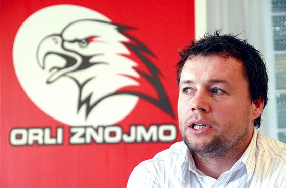 Trenér hokejist Znojma Martin Stloukal 