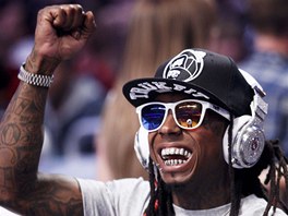 PAN DIAMANTOVÝ. Rapper Lil Wayne byl v publiku hodn vidt. Hlavn díky...