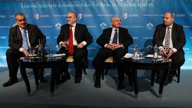 Mezi hosty loňské mezinárodní bezpečnostní konference v Bratislavě patřil i šéf Mezi hosty loňské mezinárodní bezpečnostní konference v Bratislavě patřil i šéf