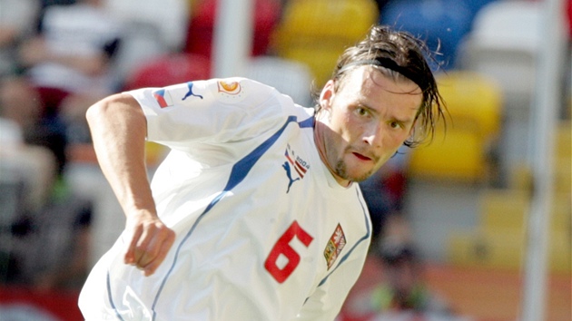 Nejlepí léta. Marek Jankulovski pi utkání proti Lotysku na Euru 2004 v...