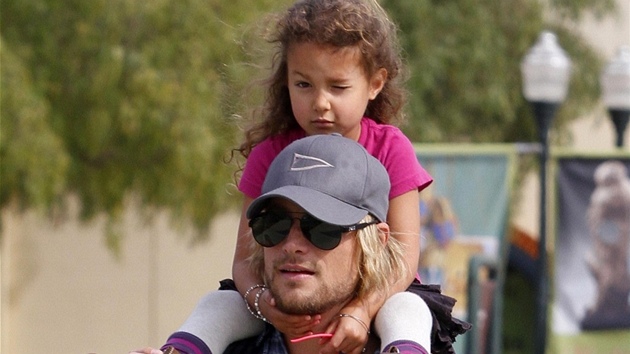 Gabriel Aubry s dcerou Nahlou. S její matkou, herekou Halle Berry u neije,