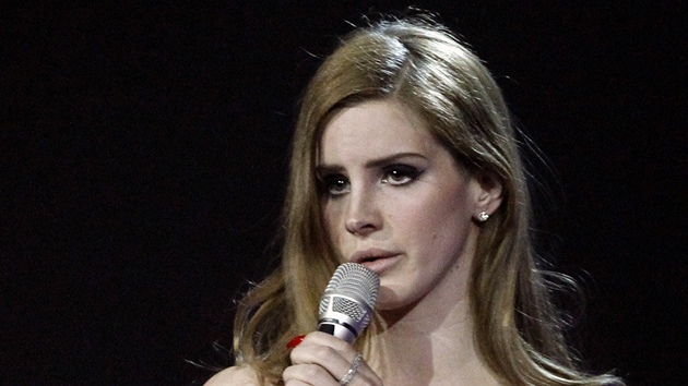 Brit Awards 2012: Lana Del Rey