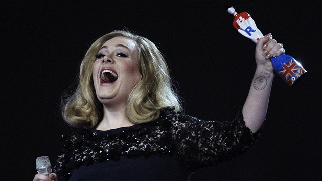 Brit Awards 2012: Adele