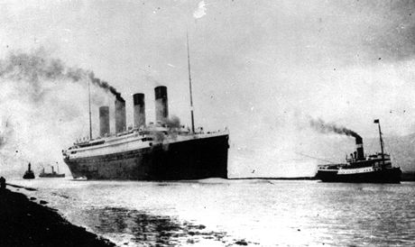 10. dubna 1912: Luxusní parník Titanic vyplouvá z anglického pístavu