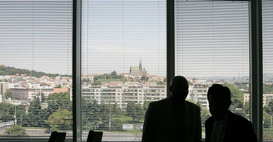 Poslanci mají v Brn v pondlí komunikovat s volii. Ilustraní snímek