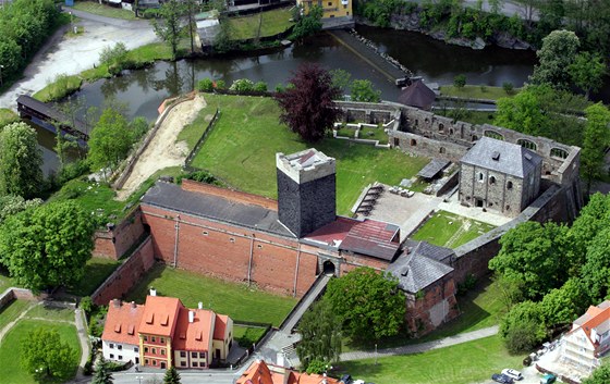 Chebský hrad letos nabídne i komentované noní prohlídky, sezonu tady zahájí 31. bezna muketýrské slavnosti.