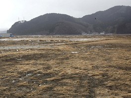 Tsunami neunikla ani malá rybáská osada Rikuzentakata na severovýchod...