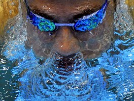 Plavec Melquiades Alvarez zdolává dvousetmetrovou tra olympijského...