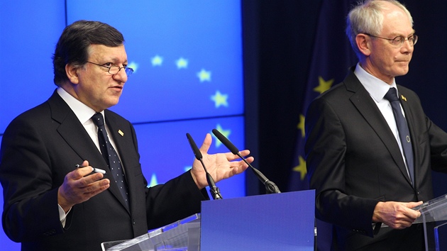 Šéf Evropské komise José Manuel Barroso (vlevo) a předseda Evropské rady Herman Šéf Evropské komise José Manuel Barroso (vlevo) a předseda Evropské rady Herman