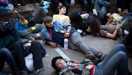 Protesty hnutí Okupujte Wall Street v New Yorku (17. bezna 2012)
