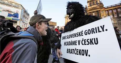 Protestní shromádní proti vlád s poadavkem její demise na Václavském