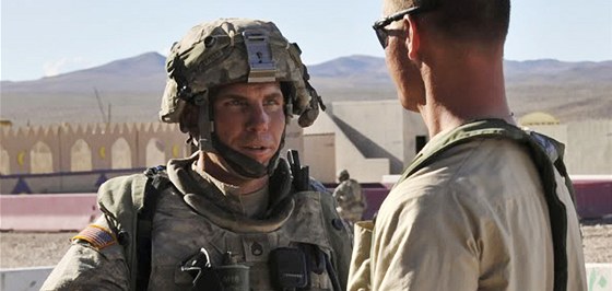 Americký serant Robert Bales (vlevo) podezelý z vrady afghánských civilist