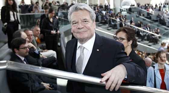 Joachim Gauck pichází na volbu nového nmeckého prezidenta (18. bezna 2012)