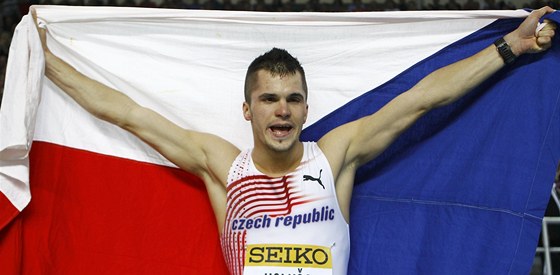 DRUHÝ PLKA SVTA. Míla Jakub Holua si z halového MS v Istanbulu odveze druhé místo z bhu na 800 metr.