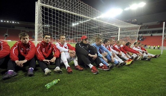 U SE ZASE DKUJE. Po odchodu trenéra Frantika Straky se fanouci Slavie...