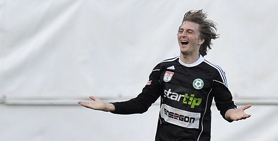 Proti Bohemians se píbramský fotbalista Martin lapák takové oslavy gólu nedokal.