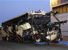 Belgický autobus narazil zatím z neznámých dvod do stny tunelu (14. bezna
