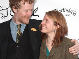 Glen Hansard a Markta Irglov na premie muziklu Once na Broadwayi.