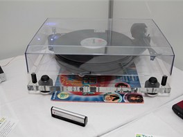 Gramofon pro vs - Technet.cz na vstav High End (Praha 2012)