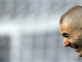 HNED PO STÍDÁNÍ GÓL. Karim Benzema z Realu Madrid skóroval pi svém druhém...