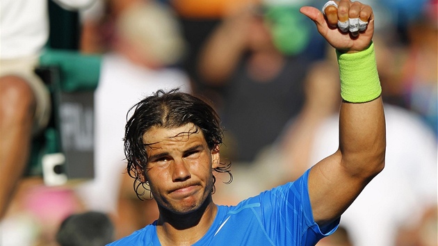 Rafael Nadal si s Alexandrem Dolgopolovem snadno poradil. Vyhrál 6:2, 6:3.