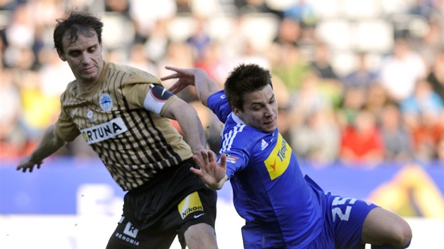 CO DĚLÁŠ? Olomoucký fotbalista Jan Navrátil neustál souboj s Tomášem Janů z CO DĚLÁŠ? Olomoucký fotbalista Jan Navrátil neustál souboj s Tomášem Janů z