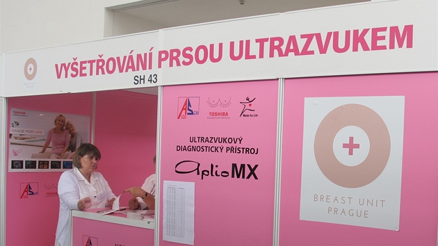 Zcela zdarma si budete moci na Interbeauty Prague nechat vyetit prsa