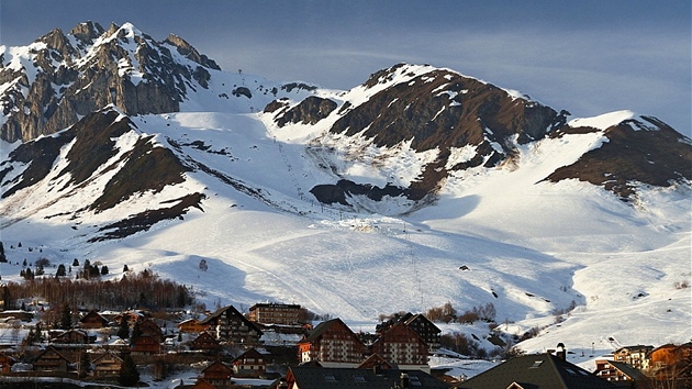 Saint Francois Longchamp, panoramatický pohled na lavinový leb.