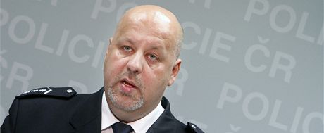 Petr Lessy zatím jmenoval éfa letecké sluby a editele policie Královéhradeckého kraje