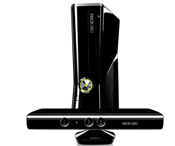 Xbox 360 Slim s pohybovým ovládáním Kinect