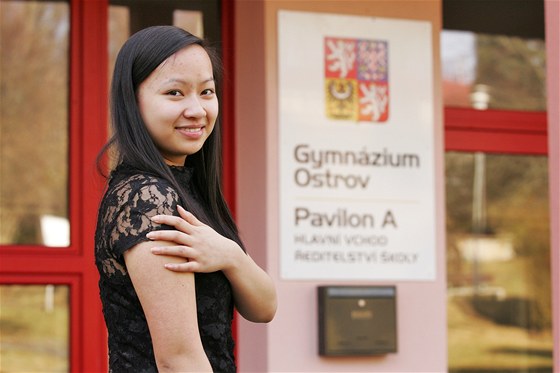 Studentka ostrovského gymnázia Nguyen Thuy Linh uspla v celorepublikové
