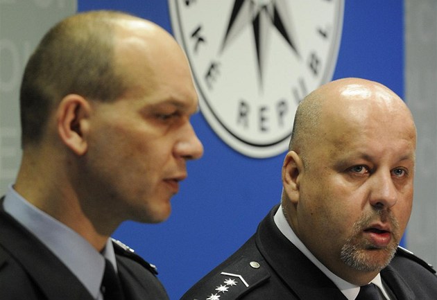 Policejní prezident Petr Lessy (vpravo) a editel Krajského editelství policie