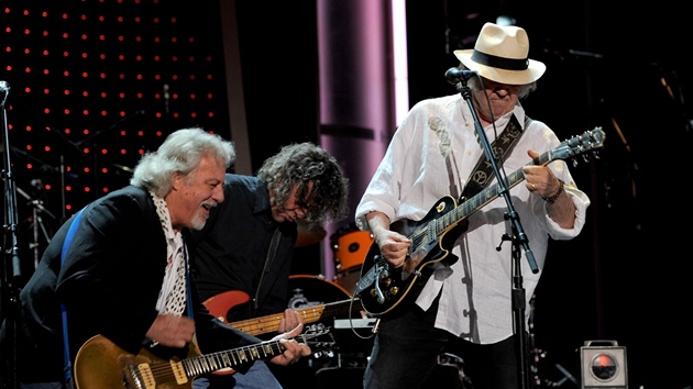 Neil Young & Crazy Horse na poct Paulu McCartneymu (10. února 2012, Los