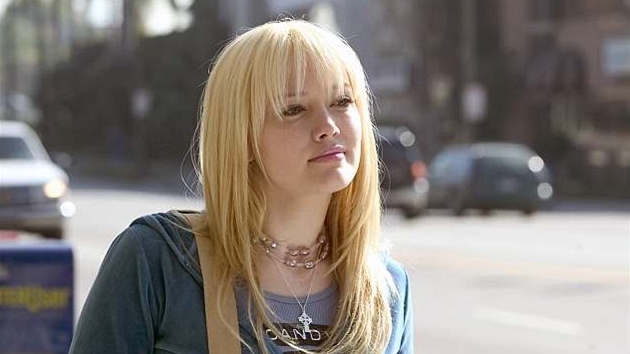 Hilary Duffová ve filmu Nikdy to nevzdávej! (2004)