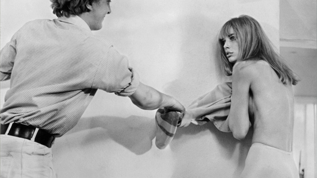 David Hemmings a Jane Birkinov ve filmu Zvtenina