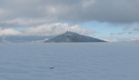 Na Luní boud namili meteorologové v sobotu minus est stup.