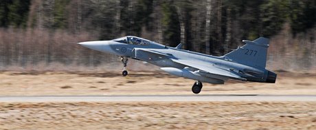 Jas-39 Gripen védských vzduných sil na cviení Lion Effort ve védském Ronneby