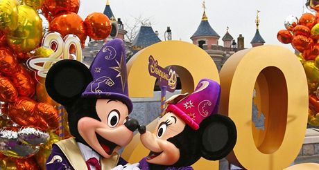 Saudský princ nehýil v Disneylandu nedaleko Paíe poprvé. U loni tam slavil 20. výroí parku.
