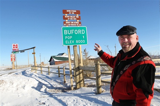 Americké msto Buford ve státu Wyoming dal do aukce jeho starosta a jediný...