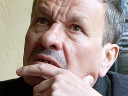 Divadeln reisr, herec a dramatik Miroslav Krobot pi rozhovoru pro iDNES.cz