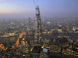 Letecký pohled na nejvyí budovu Evropy v Londýn - mrakodrap The Shard