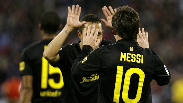 ZASE VÝHRA. Lionel Messi pomohl Barcelon k vítznému obratu proti Zaragoze.