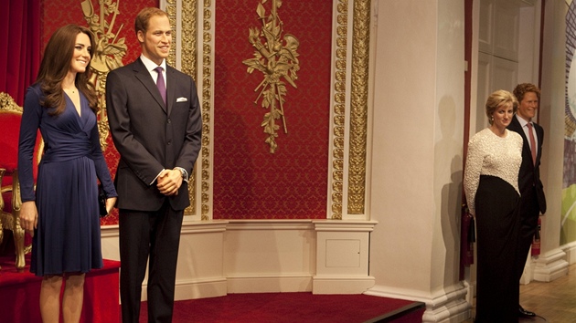 V muzeu Madame Tussauds se William a Kate setkali s princeznou Dianou.