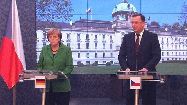 Nmecká kancléka Angela Merkelová a eský premiér Petr Neas spolu jednali 3.
