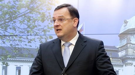 Premir Petr Neas na tiskov konferenci k souasn politick situaci (18.